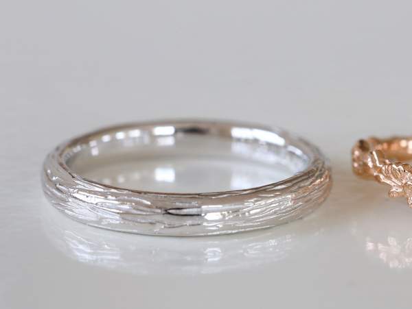 プラチナ甲丸リング