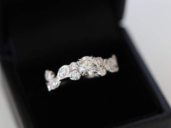 横浜市よりお越し下さったお客様からの【セットリング】のオーダー事例