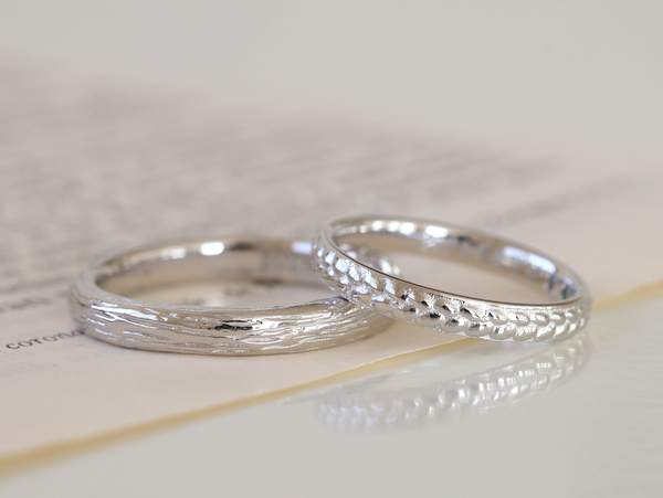 プラチナの結婚指輪２本