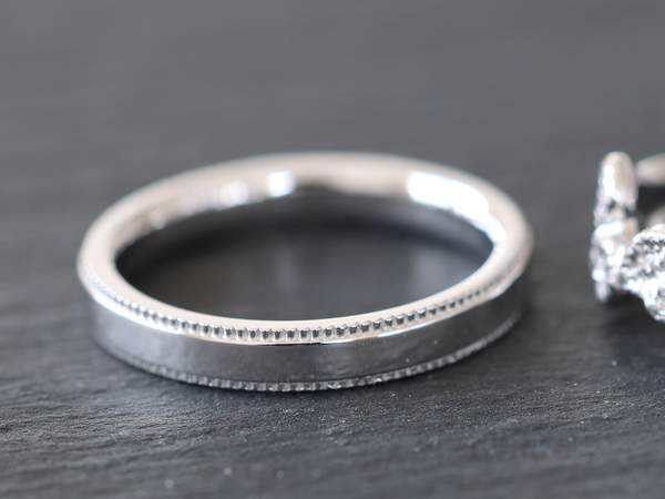 ミルグレインのプラチナリング