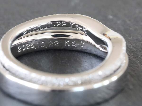 プラチナ結婚指輪内側の刻印