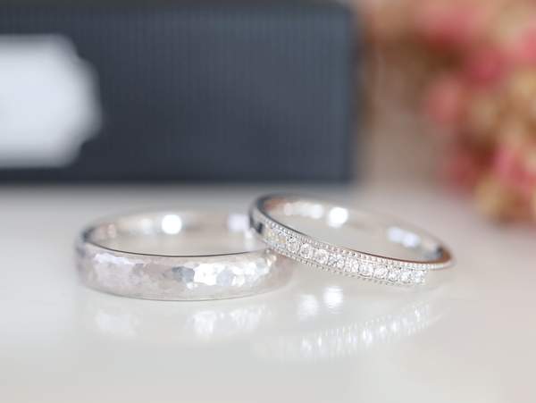 【結婚指輪】ミルグレインと槌目のオーダーメイド事例